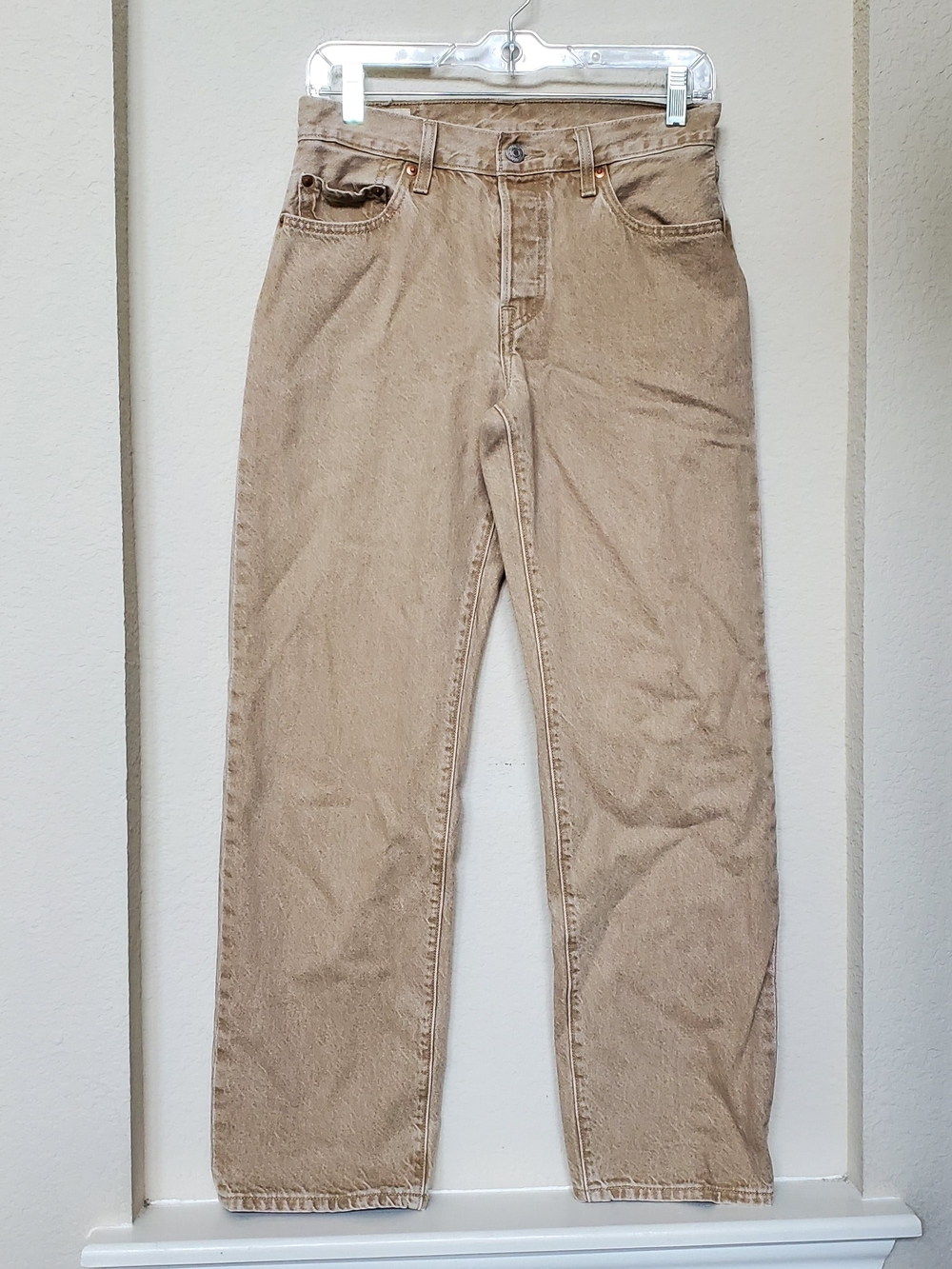 Levi's 501 Tan Straight-Leg Waterless Denim Jeans. Size 26x30